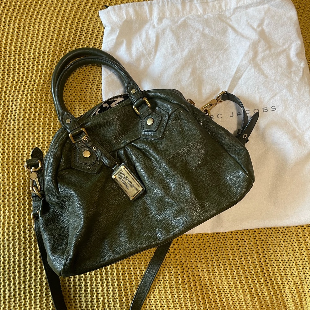 Marc Jacobs olive green crossbody